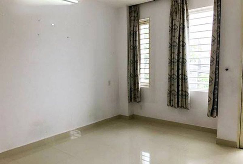 Unfurnished House on Nguyen Phuc Chu street Tan Binh district for rent