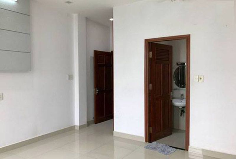 Unfurnished House on Nguyen Phuc Chu street Tan Binh district for rent