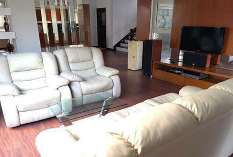 Nice Villa in Nam Long area Tan Truong compound district 7 for rent