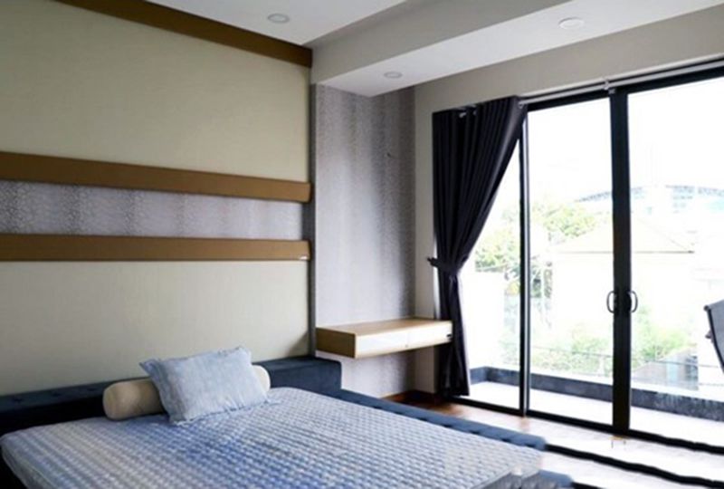 Luxury House on Ly Phuc Man street district 7 for rent