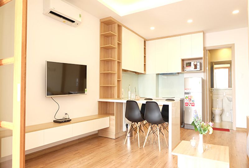 Elegant Serviced apartment on Nguyen Huu Canh street Binh Thanh district for lease