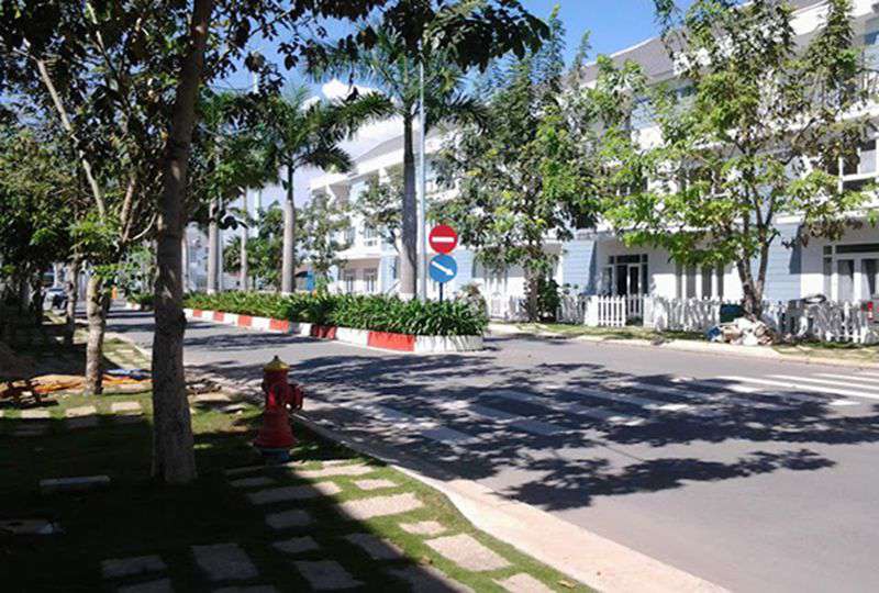 Cozy house in Mega Residence  Phu Huu ward district 9 for rent 