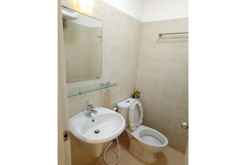 Two bedroom apartment at SGC Building Binh Thanh District for rent