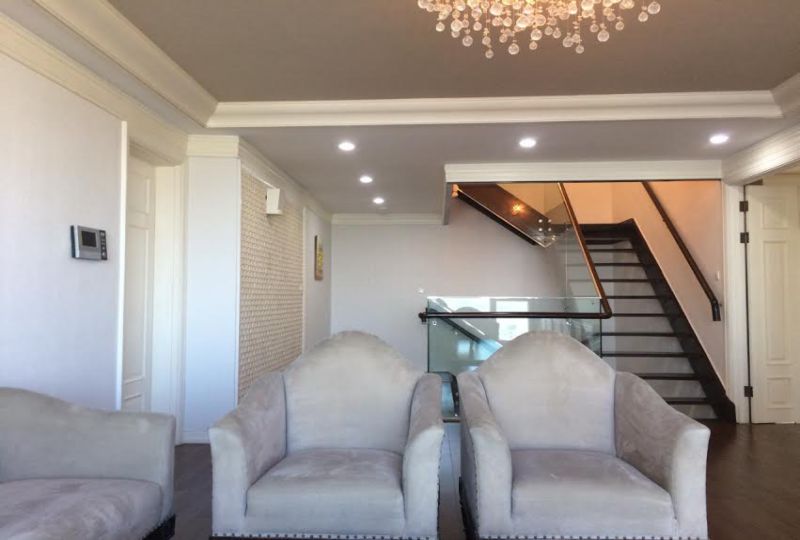 Penthouse apartment on Cantavil Hoan Cau in Binh Thanh District for rent