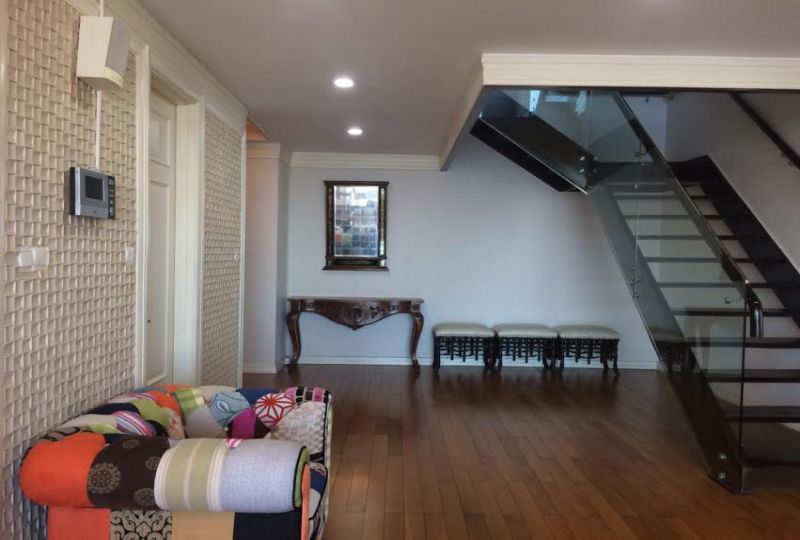 Penthouse apartment on Cantavil Hoan Cau in Binh Thanh District for rent