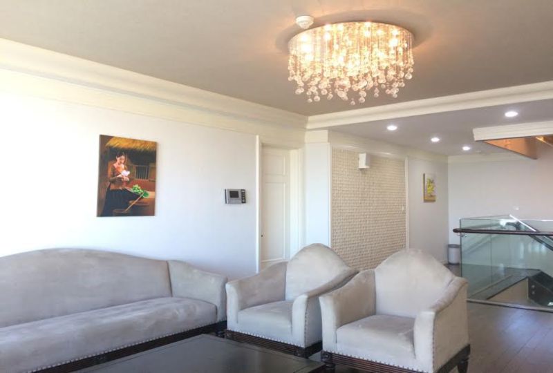 Penthouse apartment on Cantavil Hoan Cau in Binh Thanh District for rent