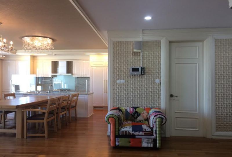 Penthouse apartment on Cantavil Hoan Cau in Binh Thanh District for rent