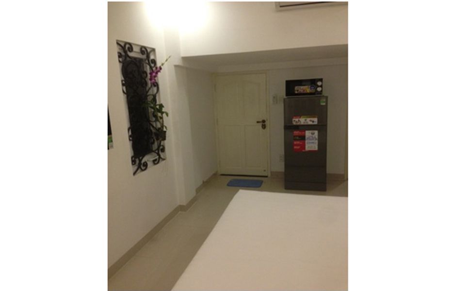Nice studio on Nguyen Binh Khiem street Ben Nghe ward district 1 for rent