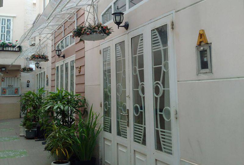 Cozy serviced apartment on Nguyen Van Lac street Binh Thanh district for rent.