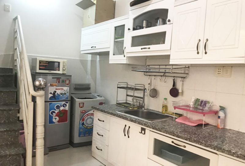 Cozy serviced apartment on Nguyen Van Lac street Binh Thanh district for rent.