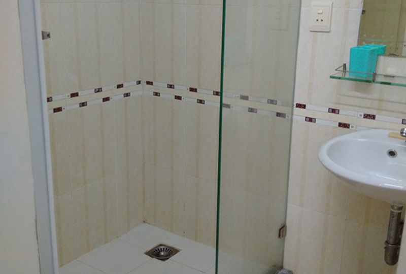 Cozy serviced apartment on Nguyen Van Lac street Binh Thanh district for rent.
