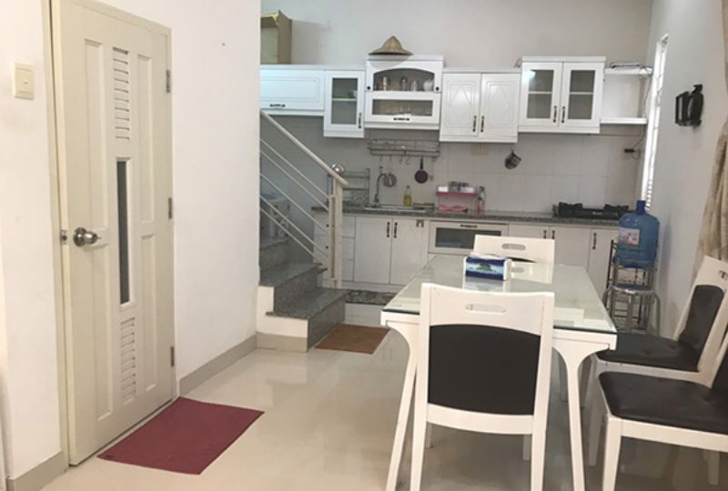 Cozy serviced apartment on Nguyen Van Lac street Binh Thanh district for rent.