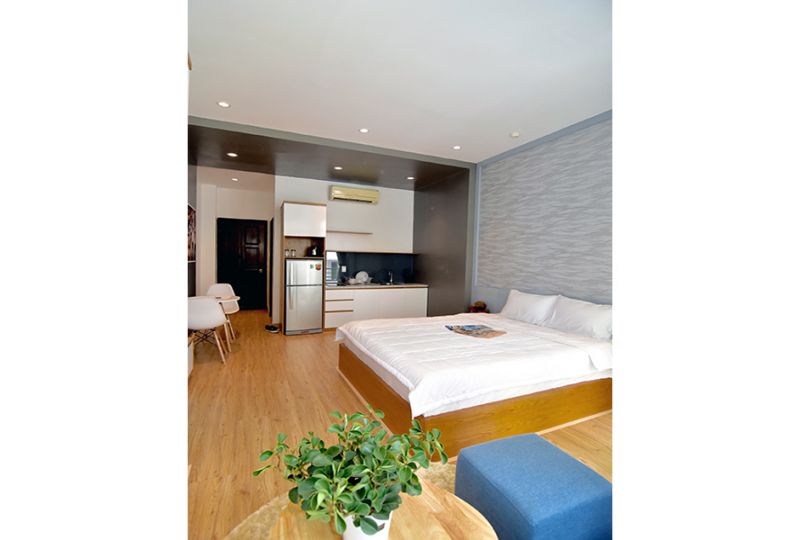 Nice serviced apartment near Ben Thanh Market for rent