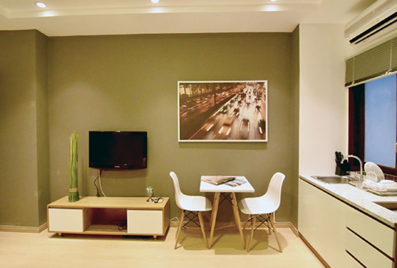 Nice serviced apartment near Ben Thanh Market for rent