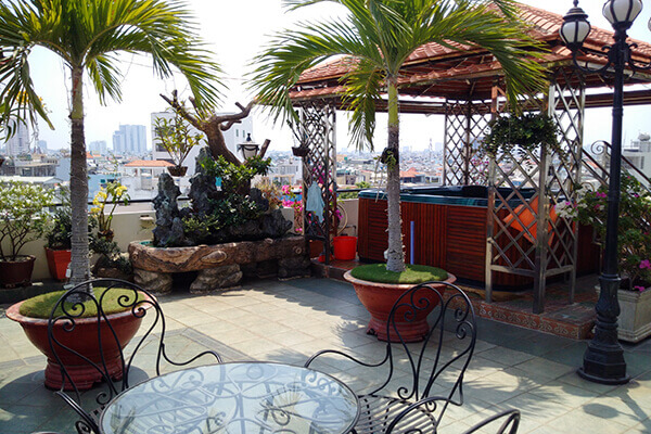 Cozy serviced apartment on Le Van Sy Ward 14 Phu Nhuan Dist for lease