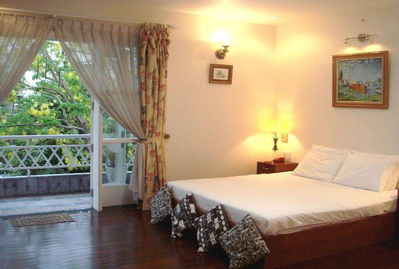 Luxury villa in Thao Dien area near Saigon river district 2 for rent