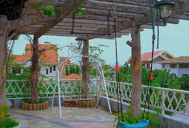 Luxury villa in Thao Dien area near Saigon river district 2 for rent