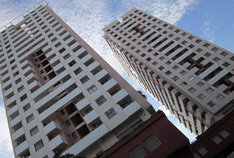 Three bedroom Apartment in Screc tower Truong Sa street district 3 for rent
