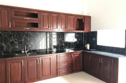 Unfurnished House in district 6 for rent