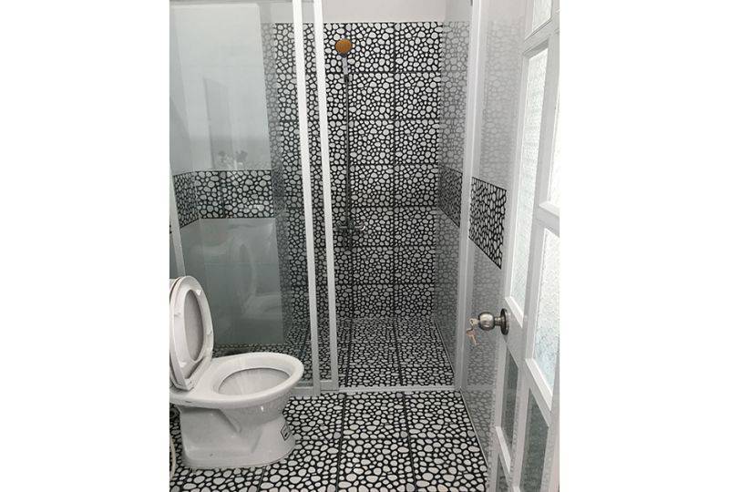 Unfurnished House in district 6 for rent
