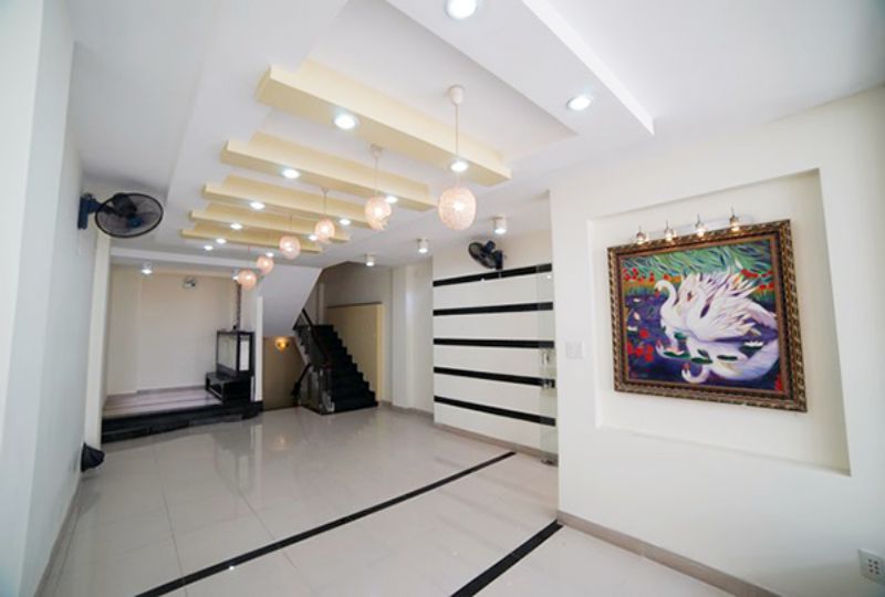 House on Tran Quang Dieu street district 3 for lease