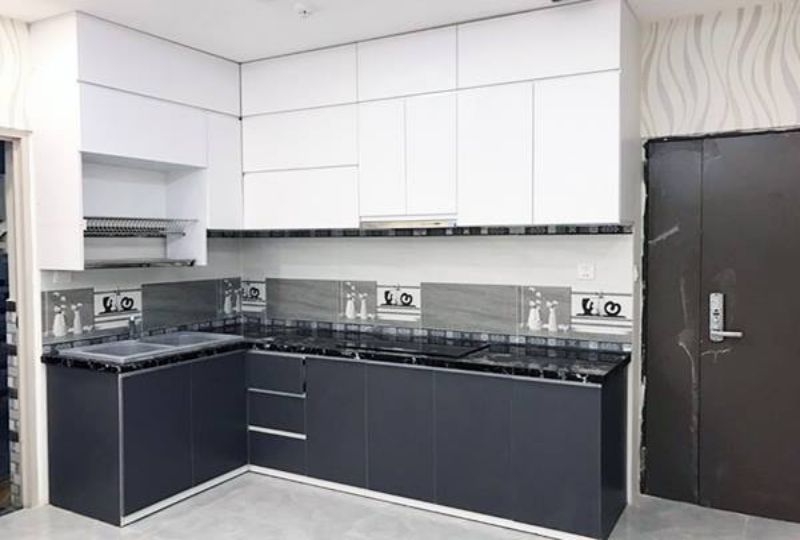 Three bedroom apartment at Lacasa Building district 7 for lease