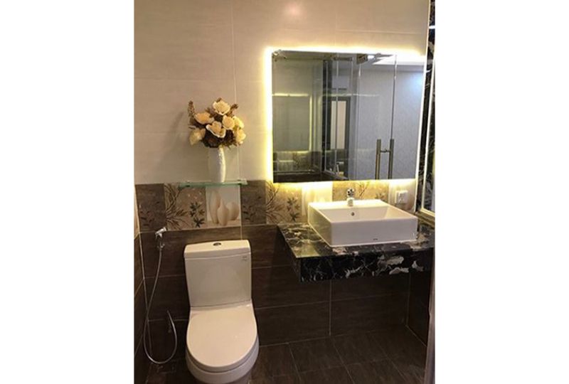 Three bedroom apartment at Lacasa Building district 7 for lease