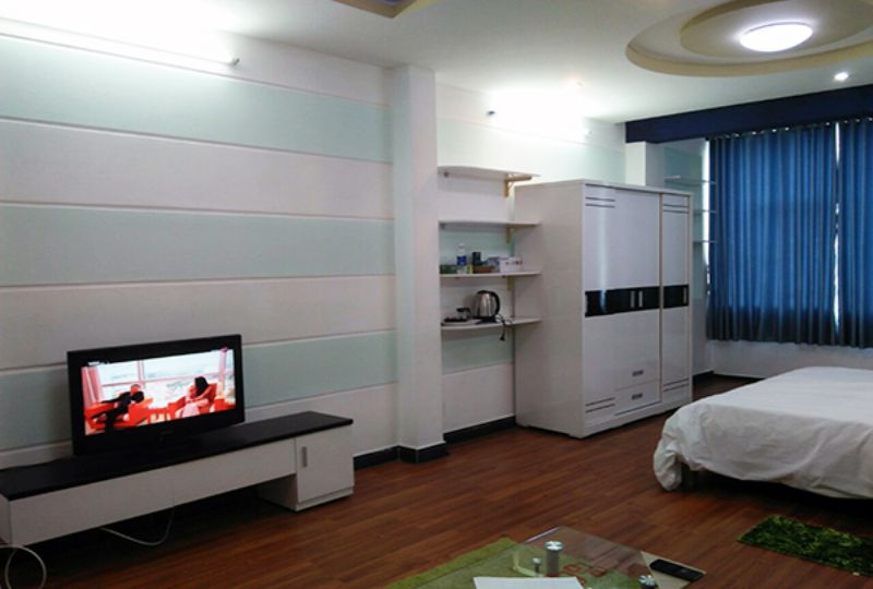 Nice service apartment in Phu Nhuan district for leasing