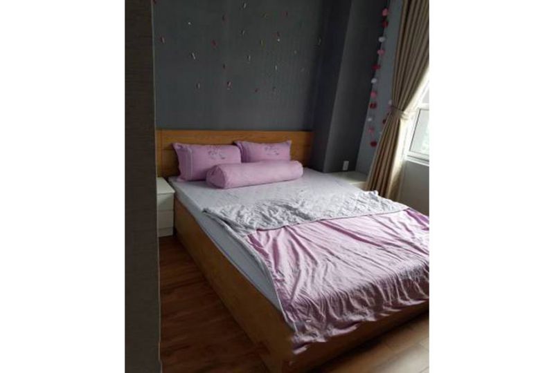 Two bedroom apartment in Lexington Residence Building for rent