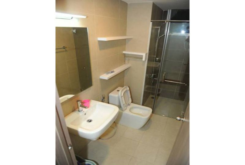 Three bedroom apartment at Lexington Residence Building for now leasing