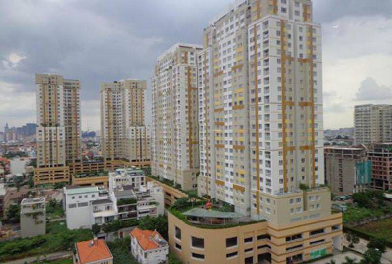 Two bedroom apartment in Thu Thiem Sky Building for leasing 