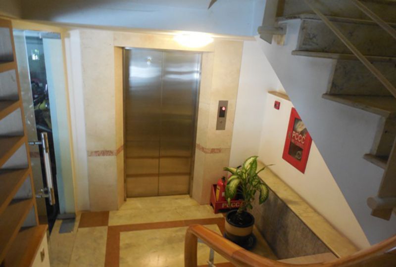 Nice Serviced apartment on  Phan Xich Long area Phu Nhuan district for Lease