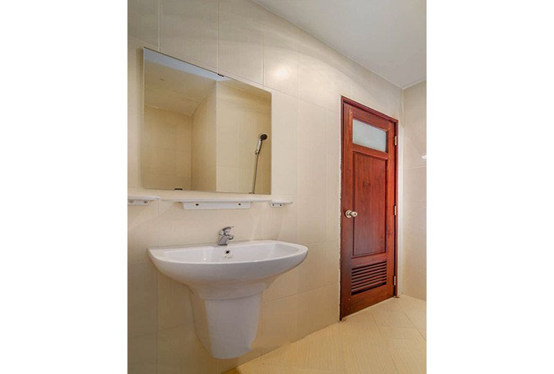 Nice view serviced apartment for rent in Nguyen Dinh Chinh street Phu Nhuan district