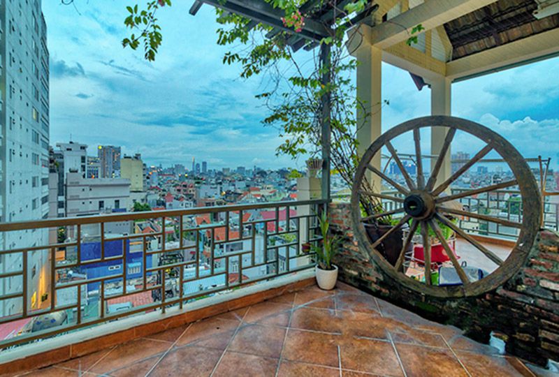 Nice view serviced apartment for rent in Nguyen Dinh Chinh street Phu Nhuan district
