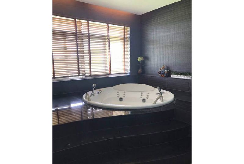 Nice villa on Dong Van Cong street, district 2 for rent