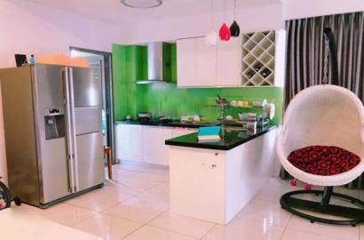 Two bedroom apartment in Docklands building for now leasing