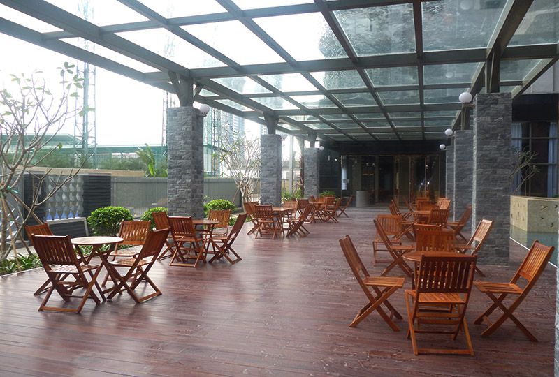 Two bedroom apartment in Docklands building for now leasing