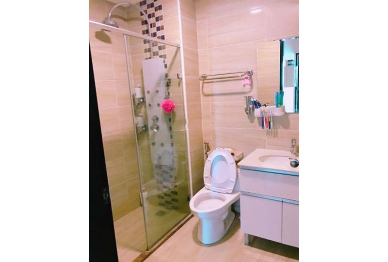 Two bedroom apartment in Docklands building for now leasing