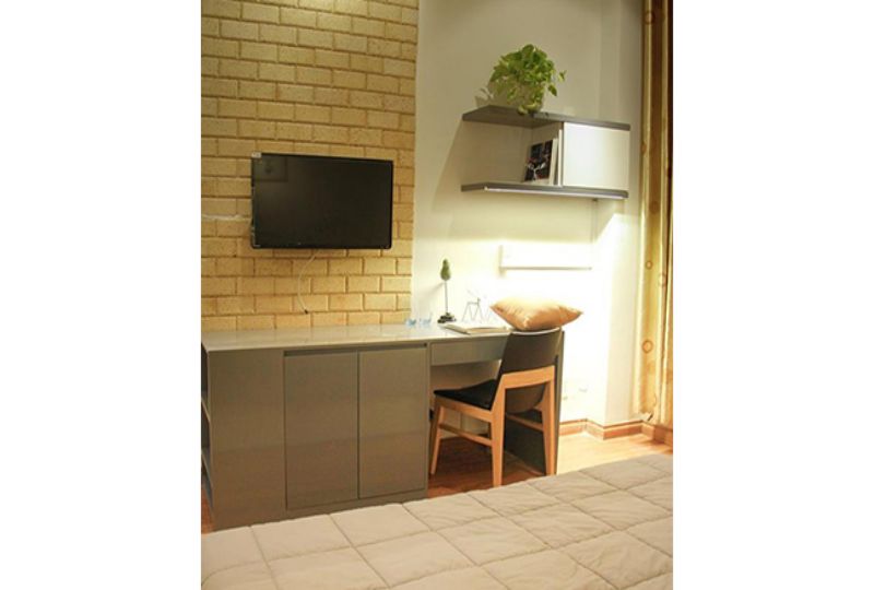 Nice serviced apartment on Khanh Hoi street district 4  for rent