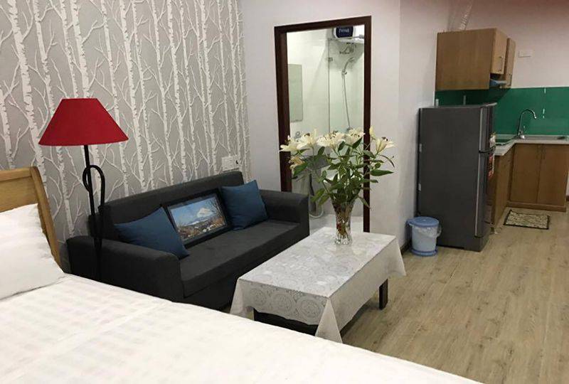 Cozy Studio on District 3 Nguyen Thien Thuat street for Lease .