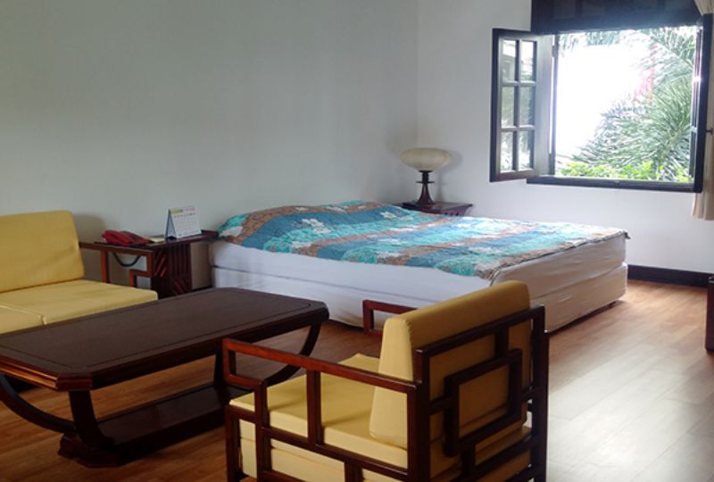 Serviced Apartment for rent near Nguyen Van Troi street , Phu Nhuan District , HCMC.  
