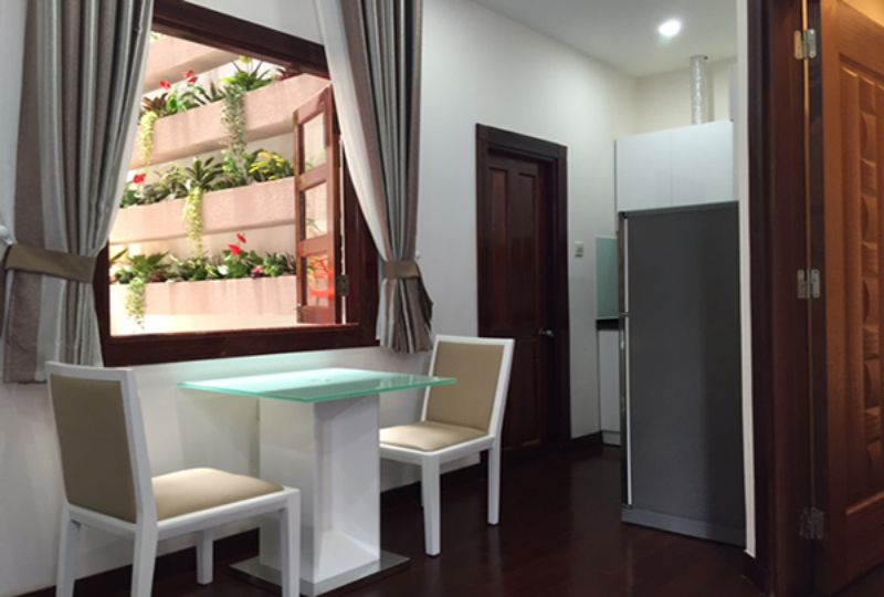Cozy serviced apartment for rent in Nguyen Cu Trinh district 1 - Style 1