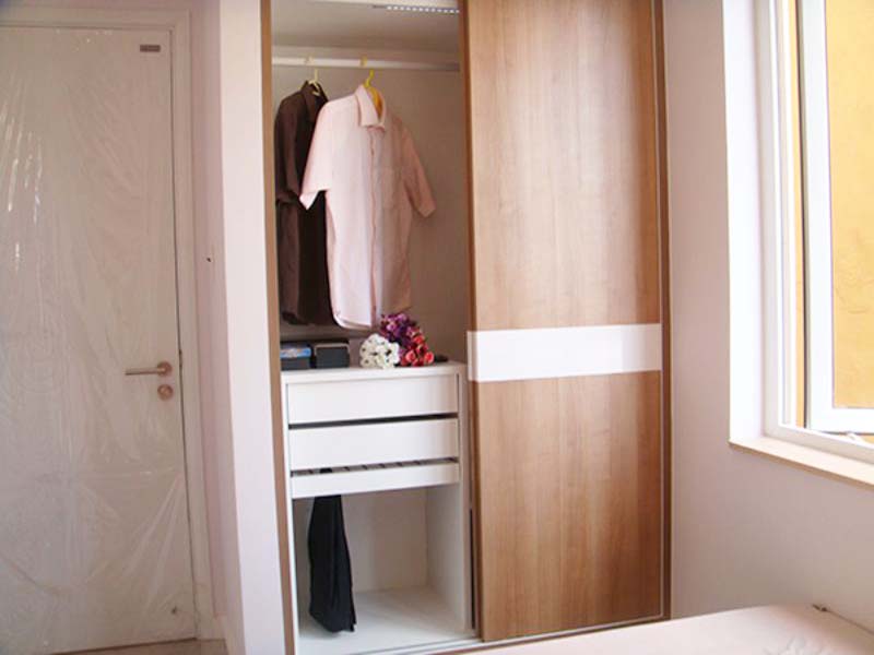 Nice serviced apartment for lease on Tran Quoc Thao street , center of district 3.