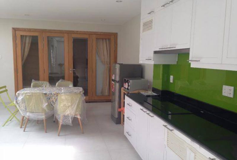 Penthouse serviced apartment for rent on Huynh Khuong Ninh street , district 1 , HCMC .