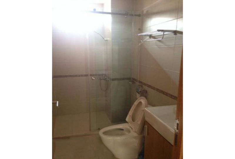 Penthouse serviced apartment for rent on Huynh Khuong Ninh street , district 1 , HCMC .