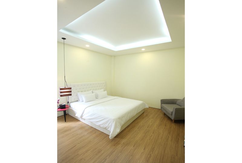 Deluxe suite serviced apartment for rent on Hai Ba Trung street district 3