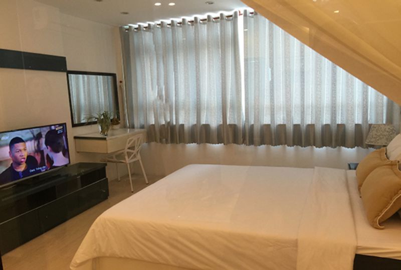 Nice  service apartment for lease on Calmette street district 1 Saigon center