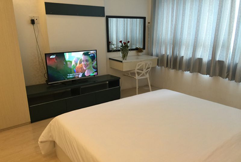 Nice  service apartment for lease on Calmette street district 1 Saigon center