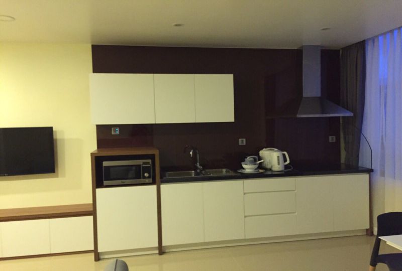 Studio serviced apartment in Phu Nhuan district Lam Son street for rent