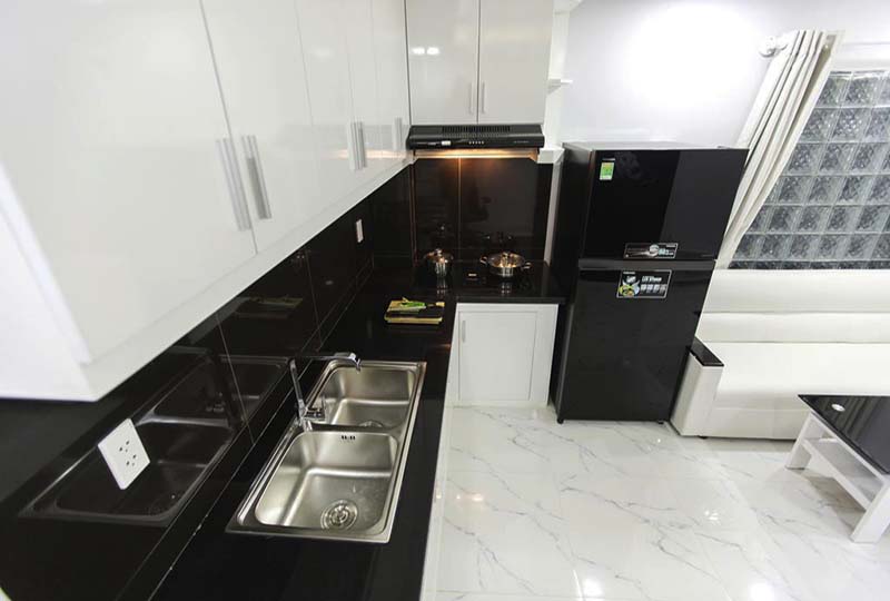 Elegant service apartment in Phu Nhuan District for rent